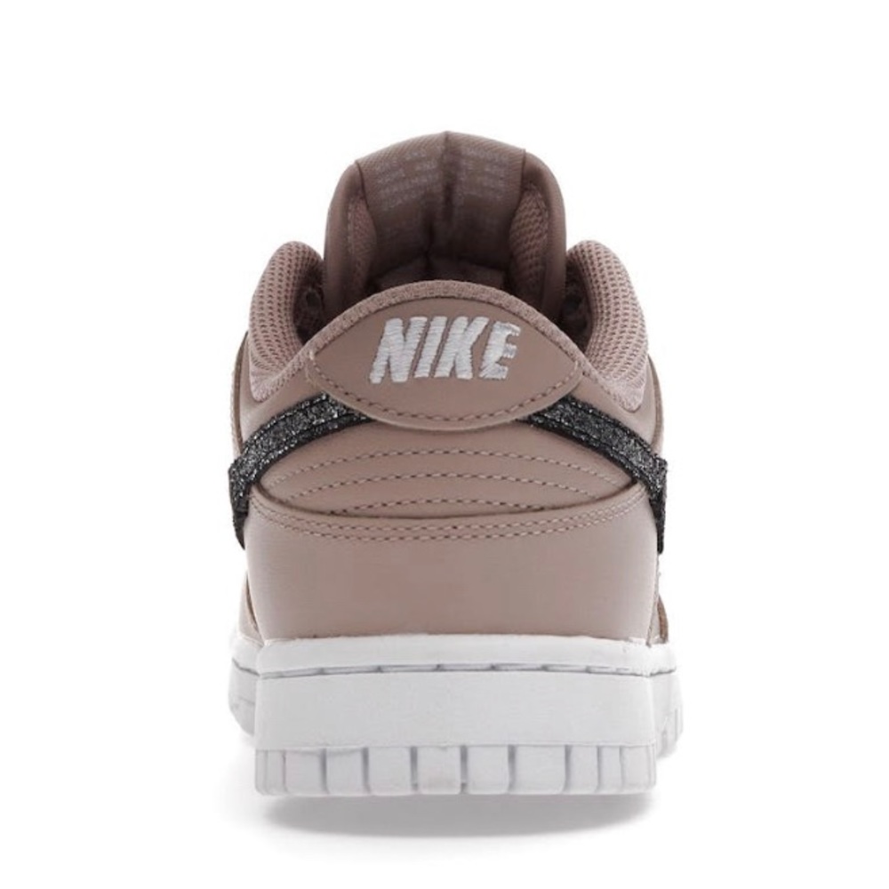 Nike Duns Low SE “Primal Pink” - Picture 3 of 15